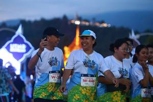 BIB: 446
                            <button type="button" onclick="openModal(22341691)" class="btn btn-primary btn-sm float-right btn-popup" data-toggle="modal" data-target=".modal-high-quality">
                        <i class="fas fa-shopping-cart"></i> Add to Cart
                    </button>
                                            <button type="button" onclick="isThisMe(22341691, true)" class="btn btn-success btn-sm float-right btn-popup btn-isme hidden" data-toggle="tooltip" data-placement="bottom" title="นี่คือรูปของคุณใช่ไหม คลิกที่นี่เพื่อเอาเข้าอัลบั้ม">
                        <i class="fas fa-plus"></i> Add to album
                    </button>
                    <button type="button" onclick="isThisMe(22341691, false)" class="btn btn-warning btn-sm float-right btn-popup btn-isnotme hidden">
                        <i class="fas fa-ban"></i> Remove from album
                    </button>